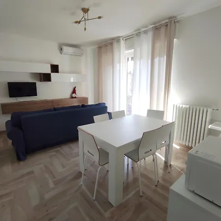 Residenza Gattoni Apartment